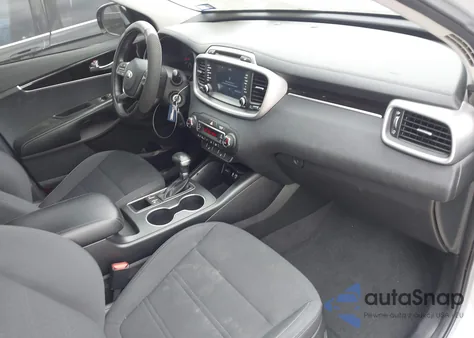 2019 Kia Sorento 3.3L Lx из США, поврежденный, VIN 5XYPG4A5XKG447654